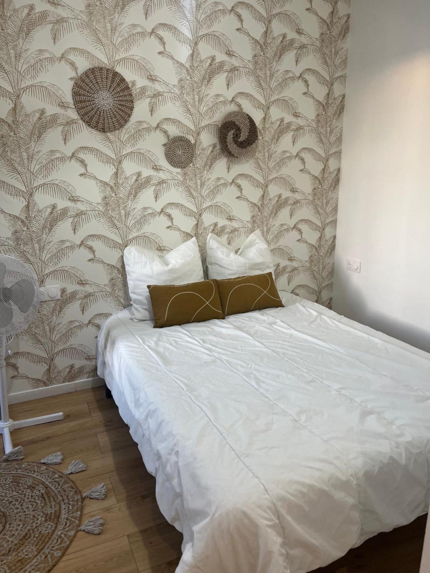 Cosy Appartement Nid De Reve Обервилье Экстерьер фото